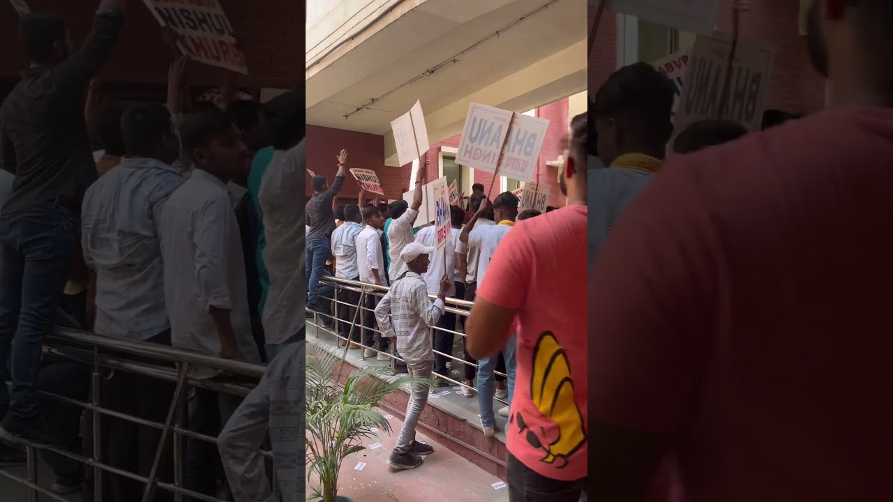 ABVP - NSUI FIGHT - DUSU ELECTION 2024 - CAMPAIGNING - KMC - DU #youtubeshorts #shorts