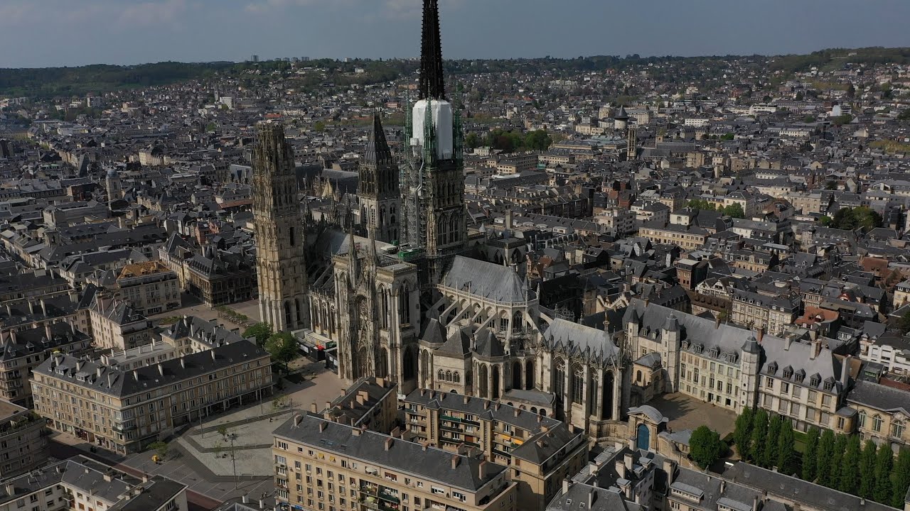 Rouen filmé par un drone en Seine Maritime Normandie