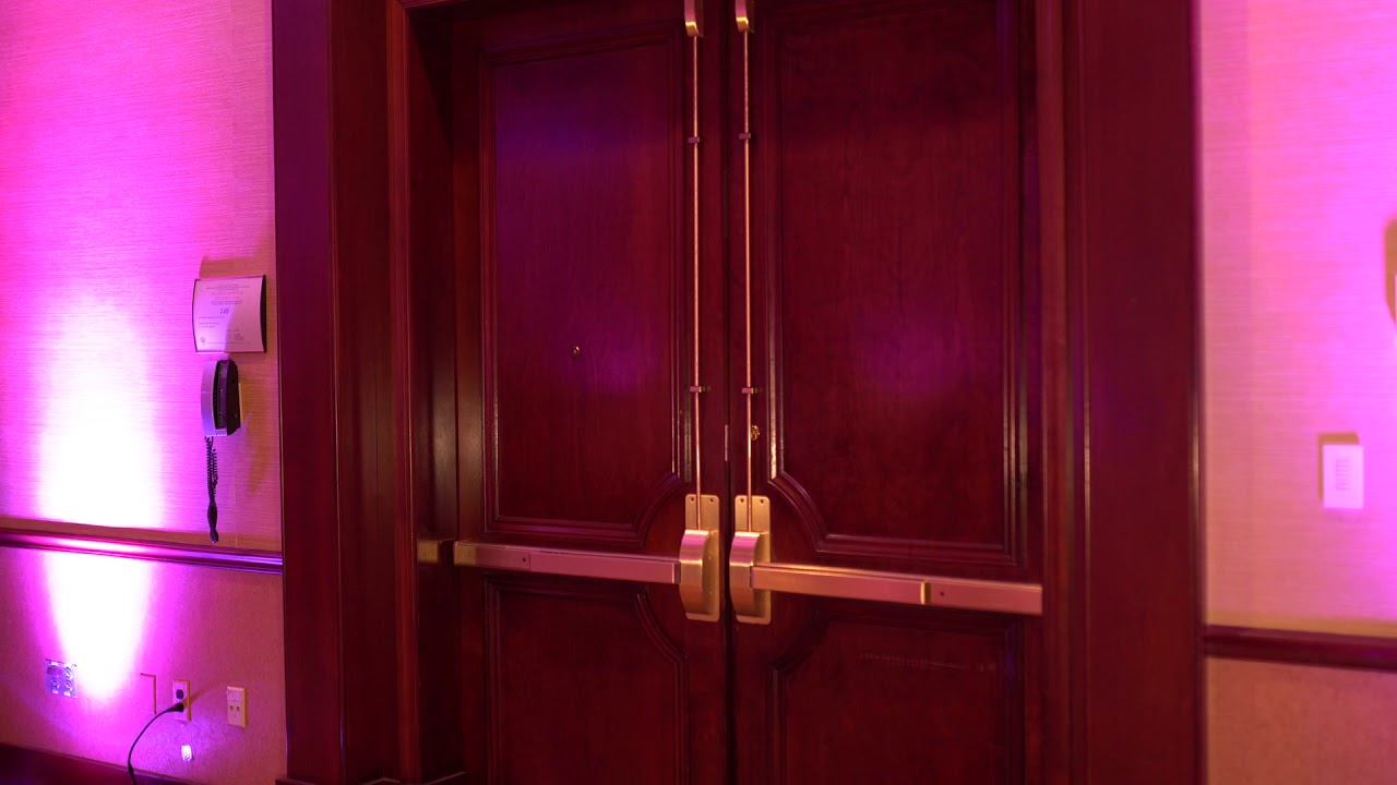 Sasy - Gentleman - Engagement Party Entrance
