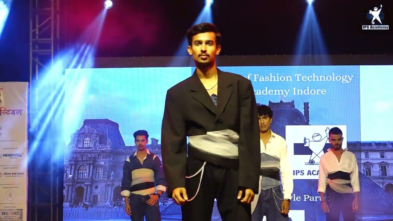 MP Art Festival 4.0 Fashion Show at Gandhi Hall, Indore