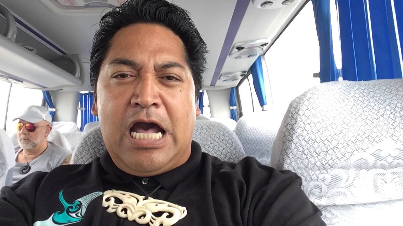 NGATI KAHU MOTEATEA  SUNG BY TE IKANUI KINGI WAIAUA