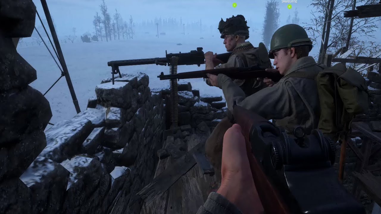 Играть в Hell Let Loose с полностью общающимся отрядом гораздо веселее