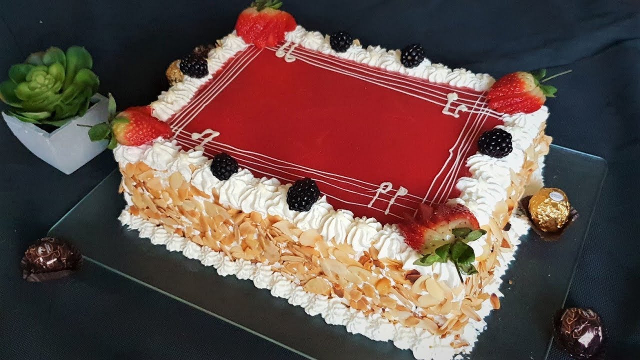 حلوة  راقية بلفرولة حضريها فدارك باقل تكلفة بكلاصاج رائع  احسن من المخابز |  Strawberry Cake
