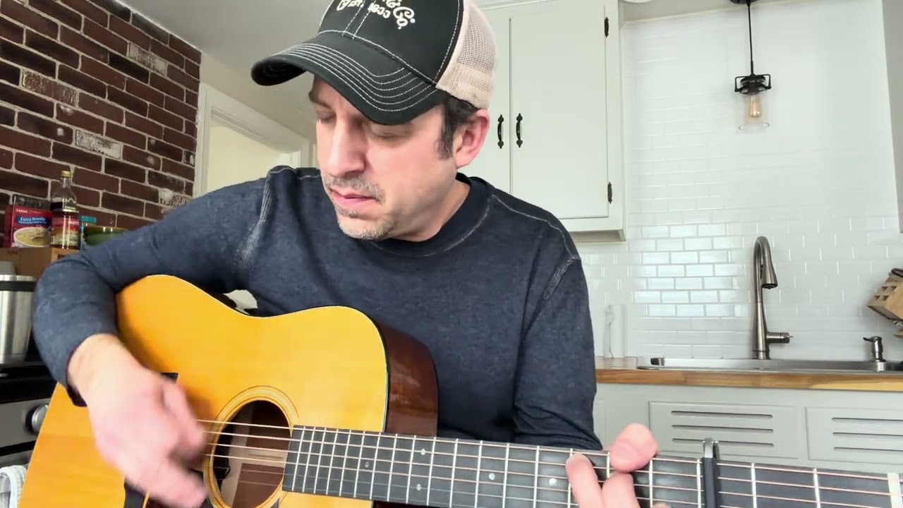 And it’s still alright - Nathaniel Rateliff (acoustic cover by Justin Comolli)