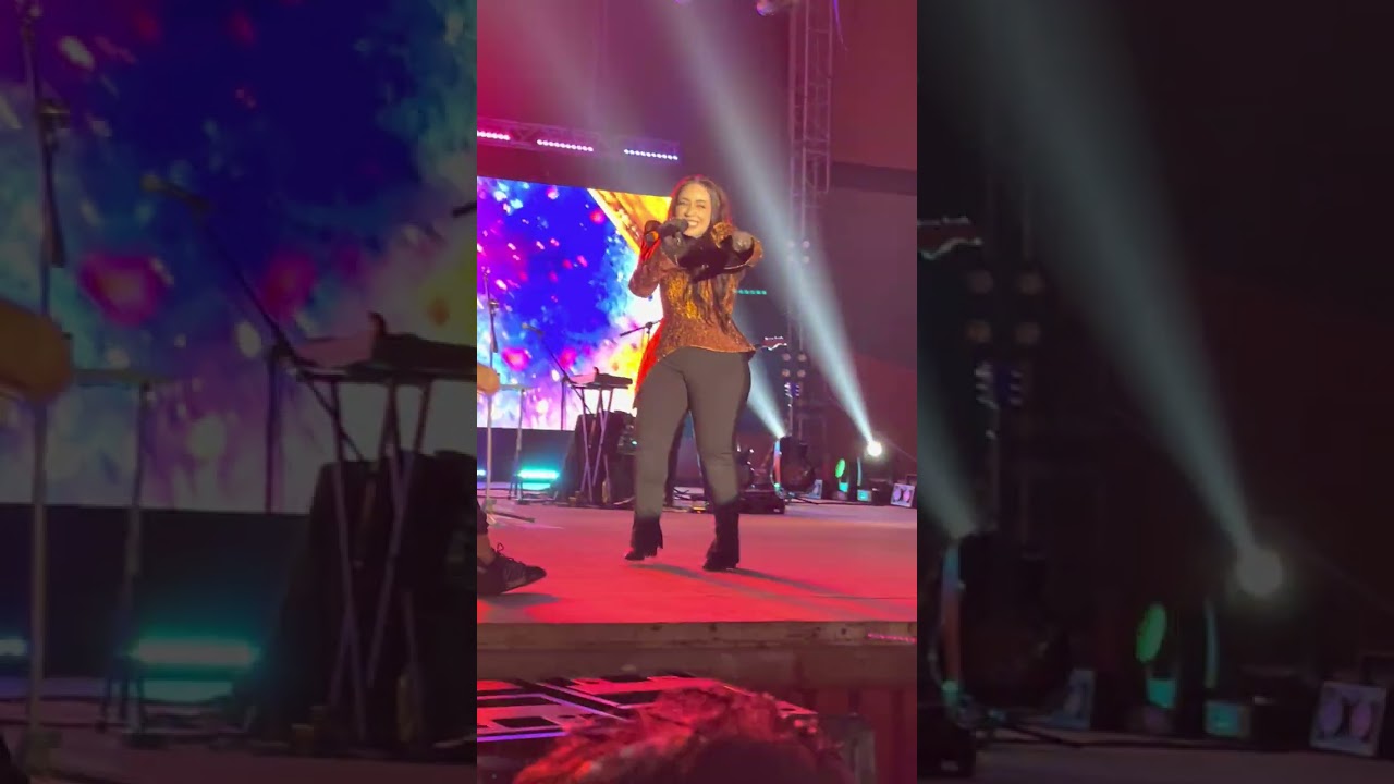 Carla Morrison - “Diamantes (en vivo)” @ El Trompo, Tijuana BC