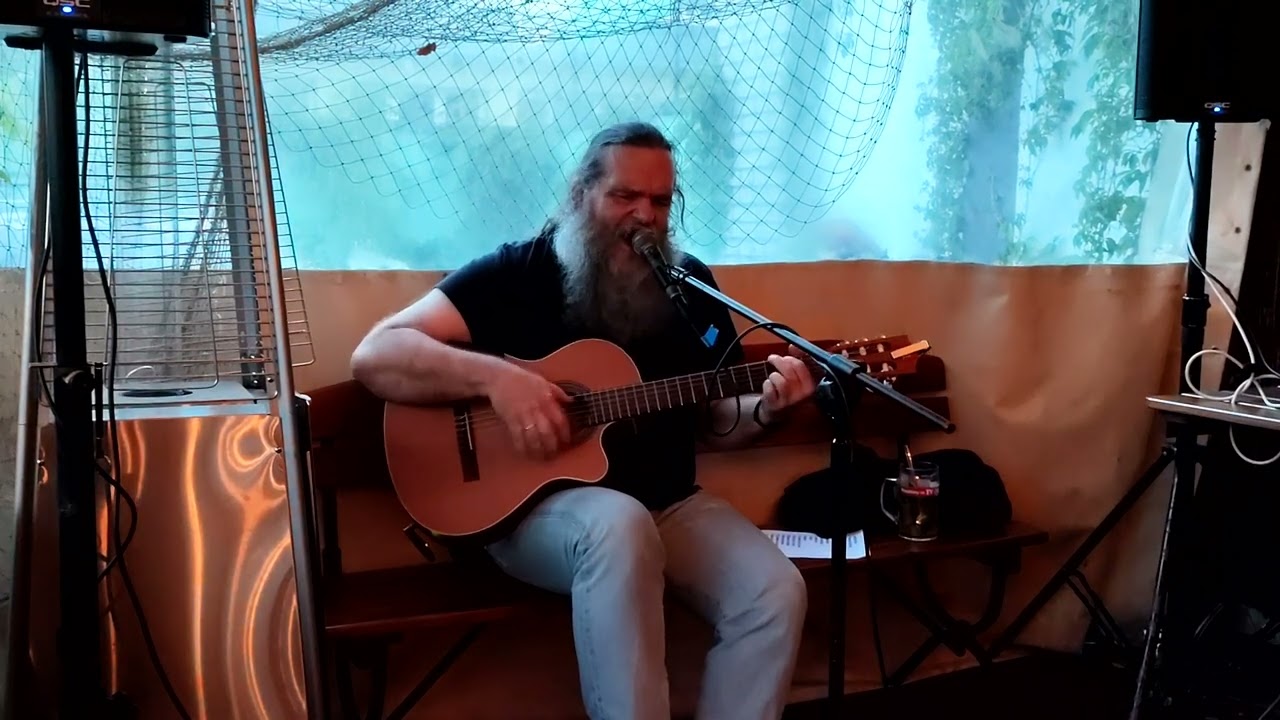 Maciej Służała - Chory na wyobraźnię