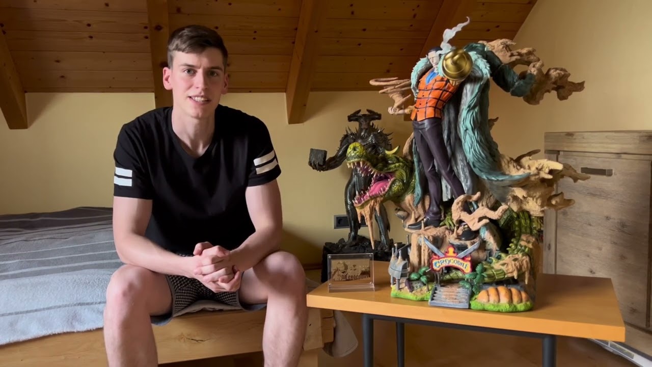 Unboxing Jimei Palace Studio Sir Crocodile!🪝🏜 #onepiece #statue #resin #statue #manga #figure