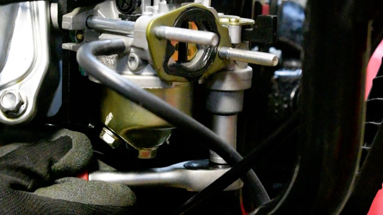 7.  Cleaning carburettor sediment bowl cap on snowblower | Meec Tools 006294 3.8KW 60cm