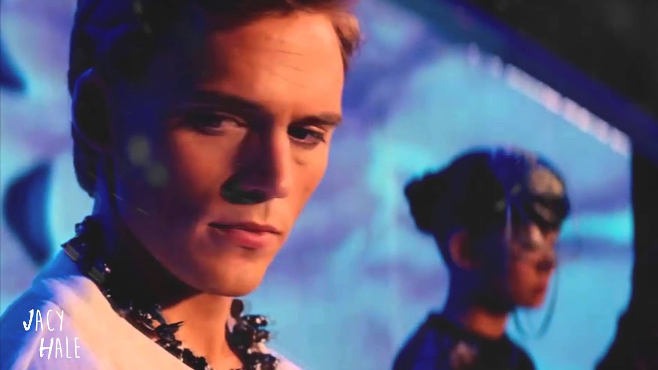 Finnick Odair|Breath me