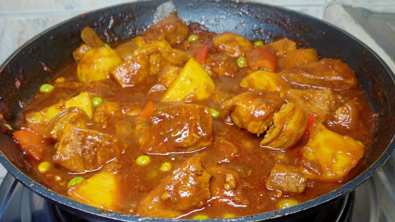 Ganito ang Masarap na Pagkaluto ng #porkmechado/Sauce pa lang matatakam ka na!