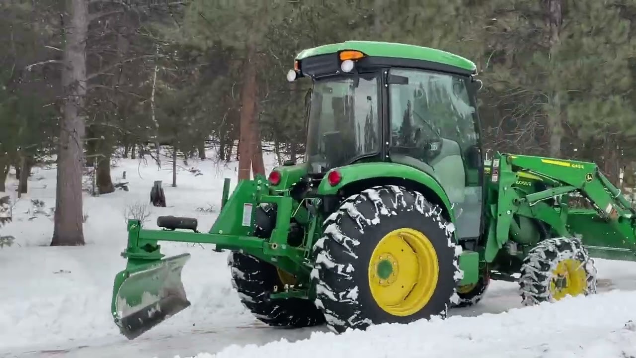 More Snow Plowing - Yamaha Grizzly 700 - John Deere 4066R & Rear Blade