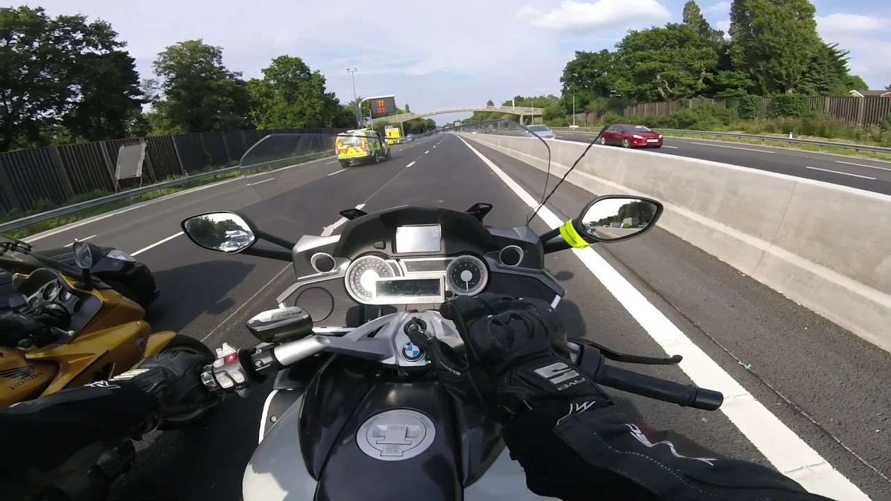 bmw k1600gt acceleration