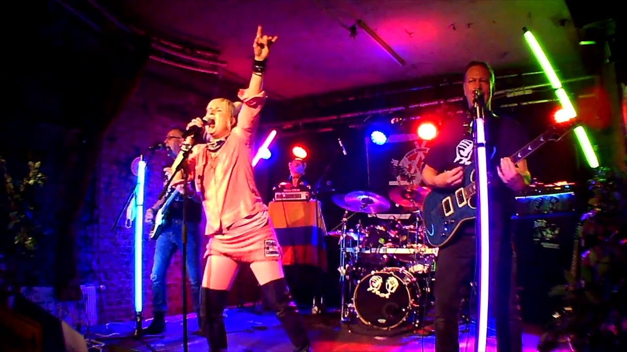 Bluttat  - Money, Heavens Door, Nötigung (Live @ 2021 for Punkytud Festival 2021, Mexico)