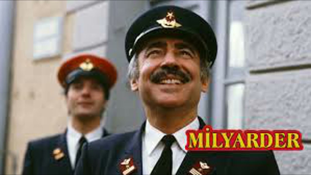 Milyarder Filmi Fon Müziği [18 dakika]