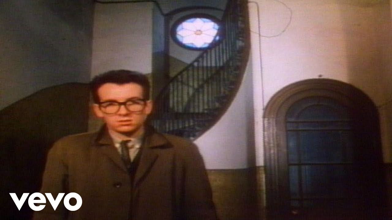 Elvis Costello & The Attractions - I Can't Stand Up For Falling Down