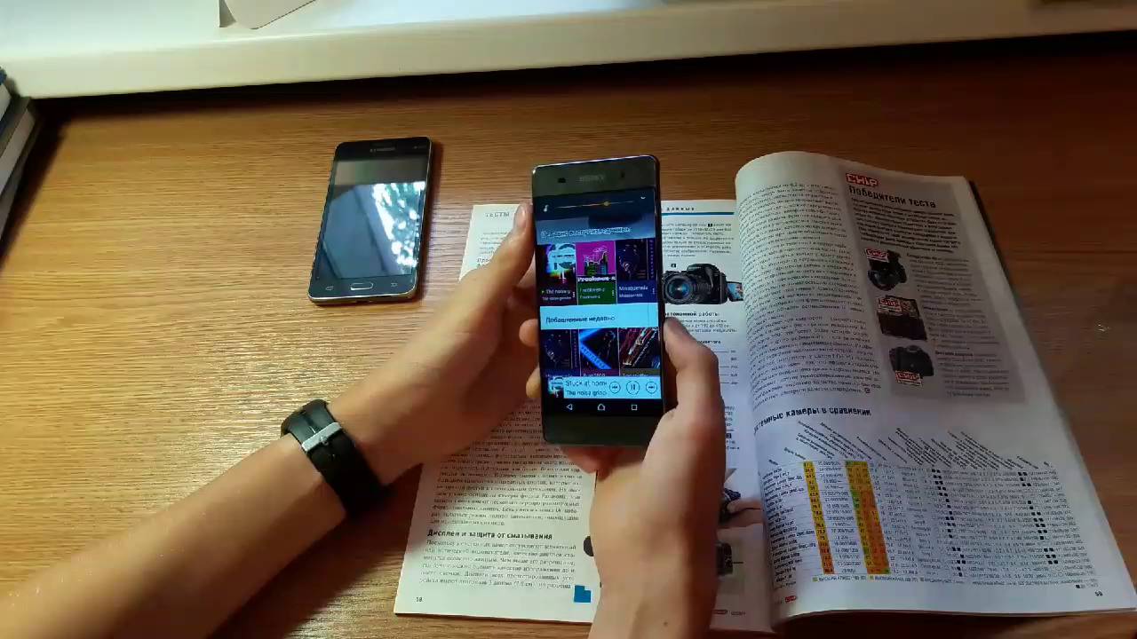 Распаковка смартфона Sony Xperia XA