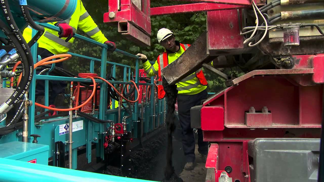 BriggsAmasco Flexiphalte Finisher
