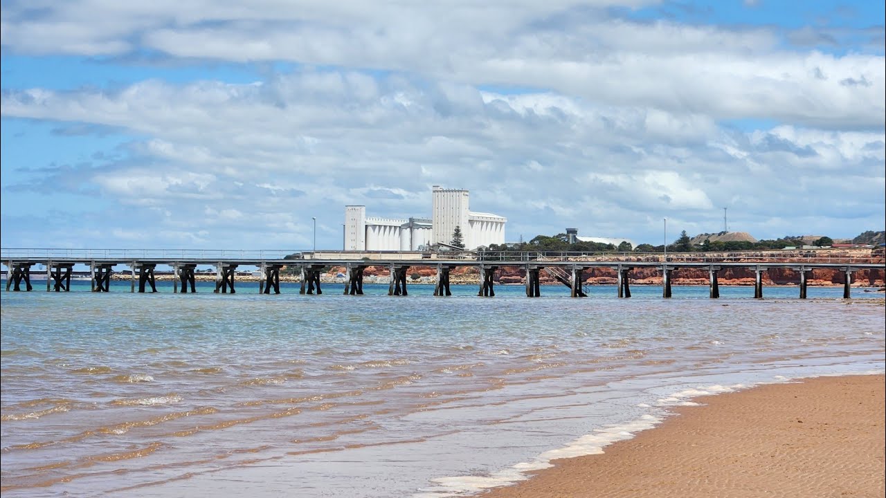 Ardrossan is the Nicest Stopover between Adelaide to Marion way, South Australia.