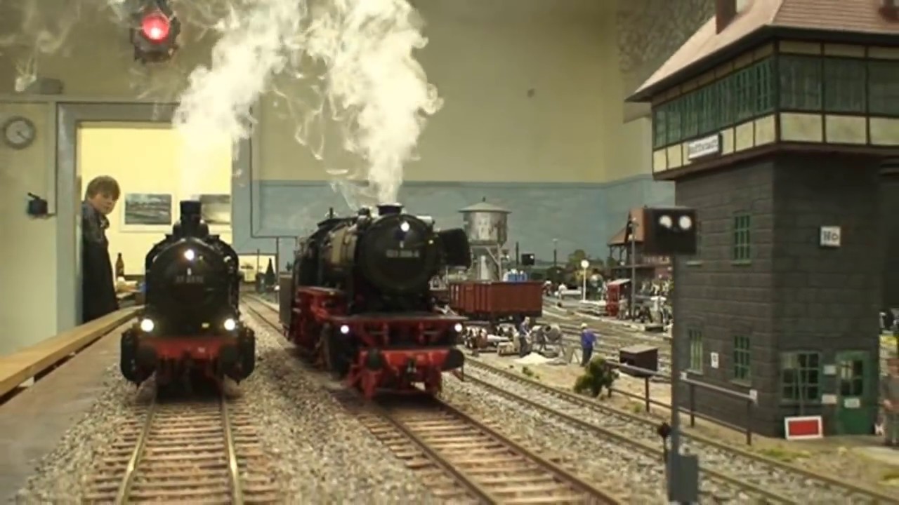 Parallelfahrt BR 57 & BR 23 von KM1 Modellbau