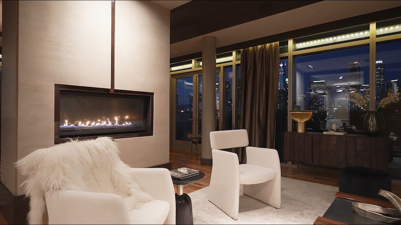 1155 S Grand Penthouse - Los Angeles - Farrah Brittany - The Agency