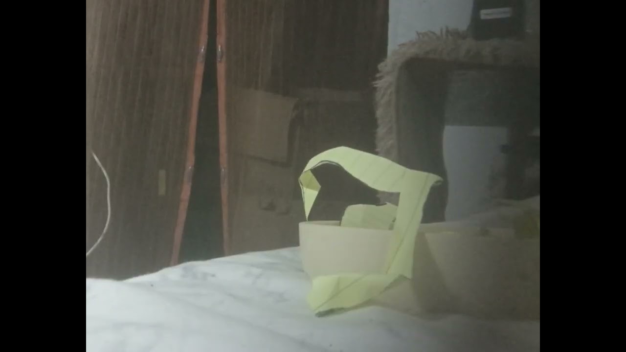 bahahahahhahahahahahaahahhaa uhhhh Cool. Paper puppets. Let me have fun. Shut up. 
