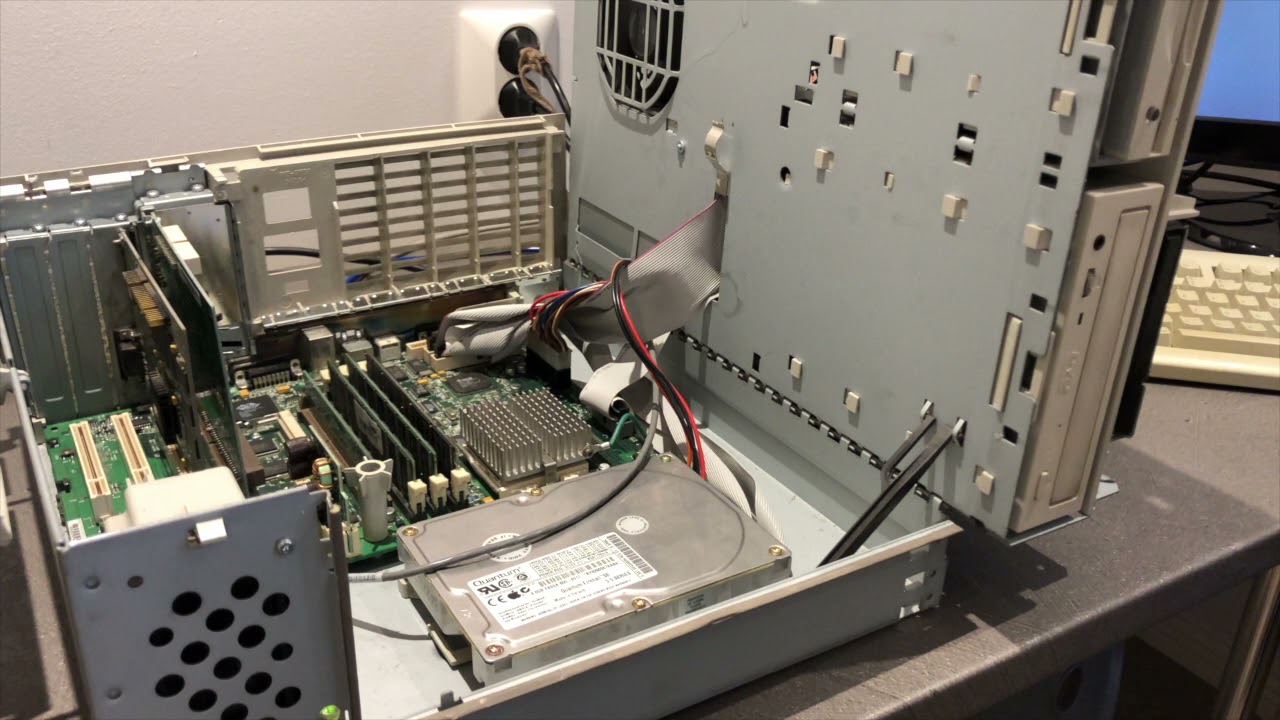 Power Macintosh G3 beige