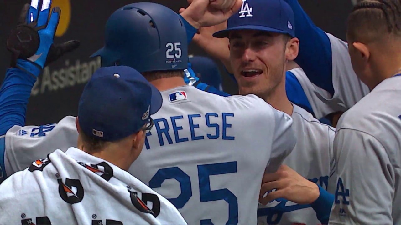Backstage Dodgers Season 6: David Freese Goes Home
