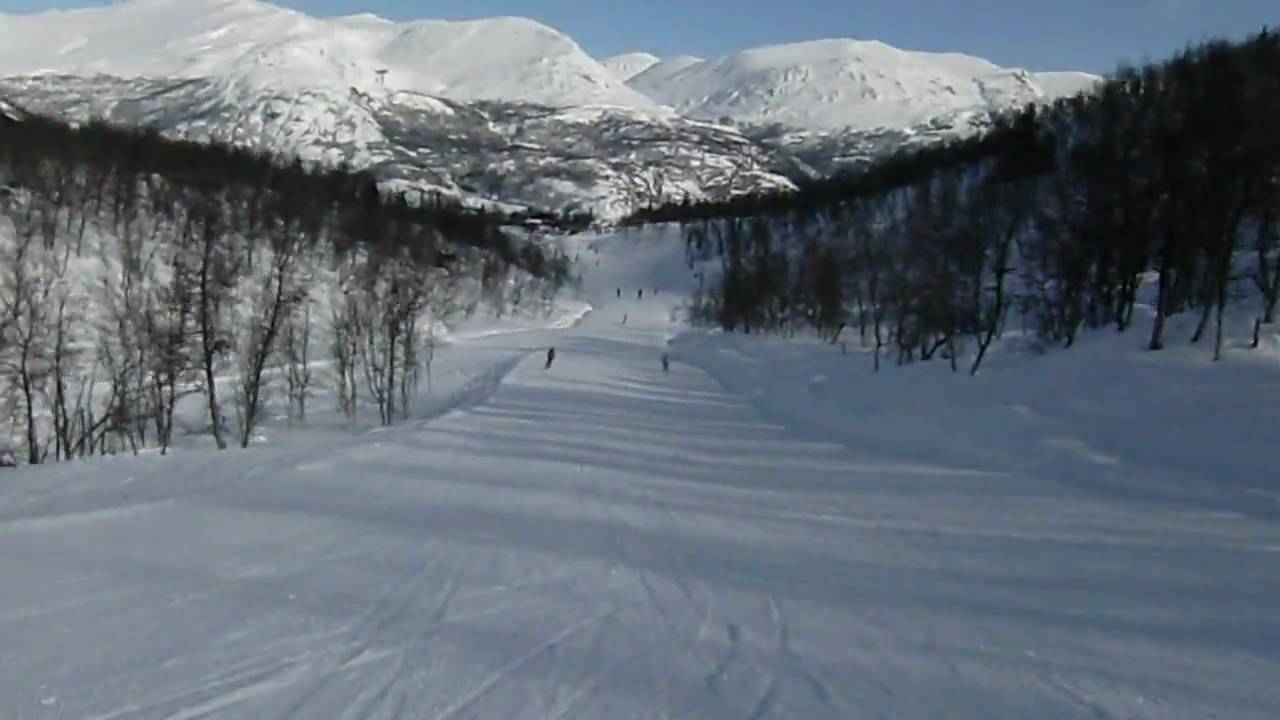 Skiing in Hemsedal