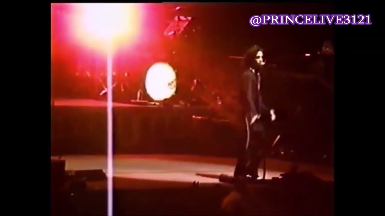 PRINCE LIVE   HIT N RUN TOUR   Memphis, TN 2000   PLEASE LIKE & SUBSCRIBE