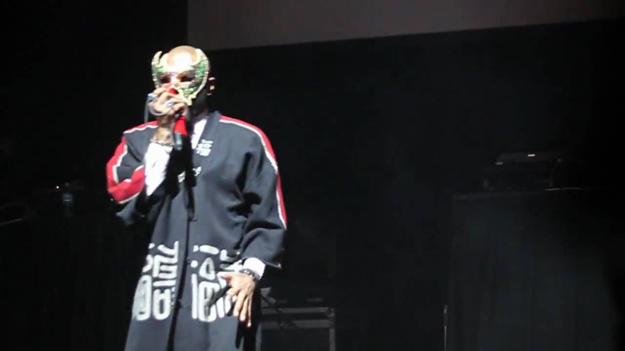 mosdef covers MF DOOM accordion
