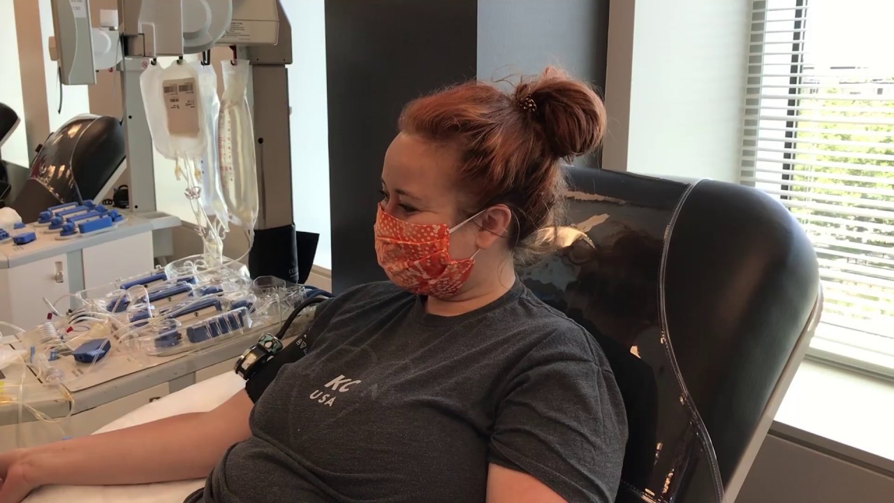 First Woman to Donate Convalescent Plasma at Chicago Blood Donation Fixed Site