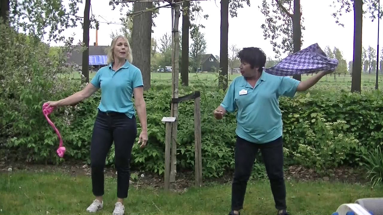 Carla & Paulien  Beweegcoaches Online