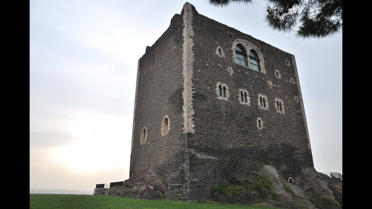 CASTELLO NORMANNO DI PATERNO  Viaggio tra I 6 Castelli Normanni di Catania