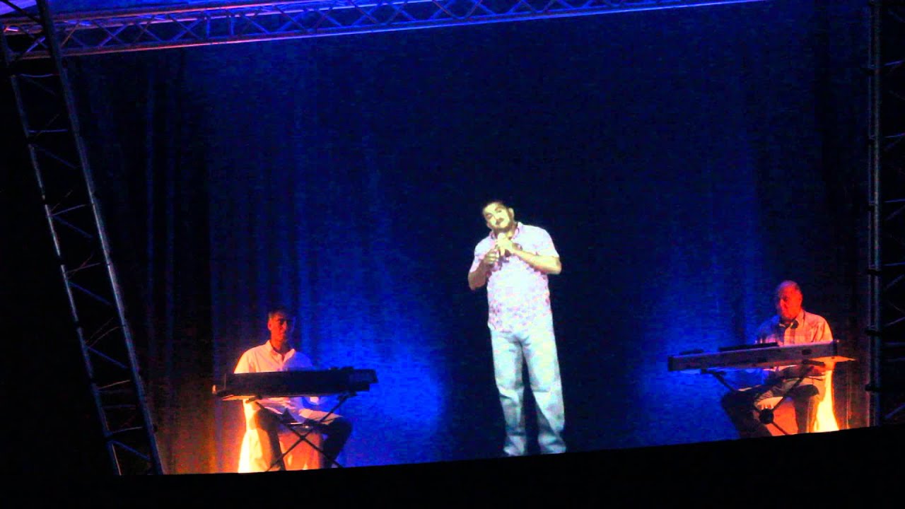 hologramme de cheb Hasni au LG lounge 2014 du Sheraton club des pins