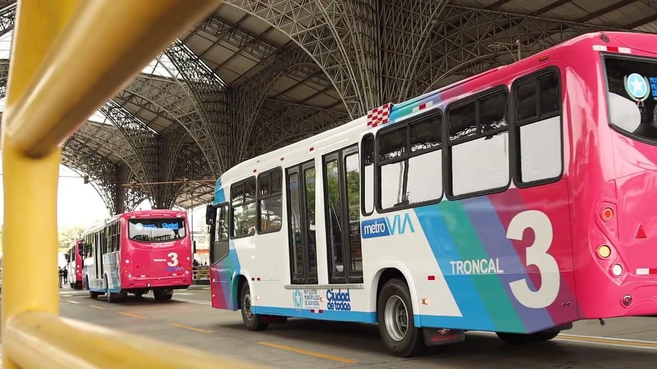 Nuevos buses para la Metrovía en Guayaquil