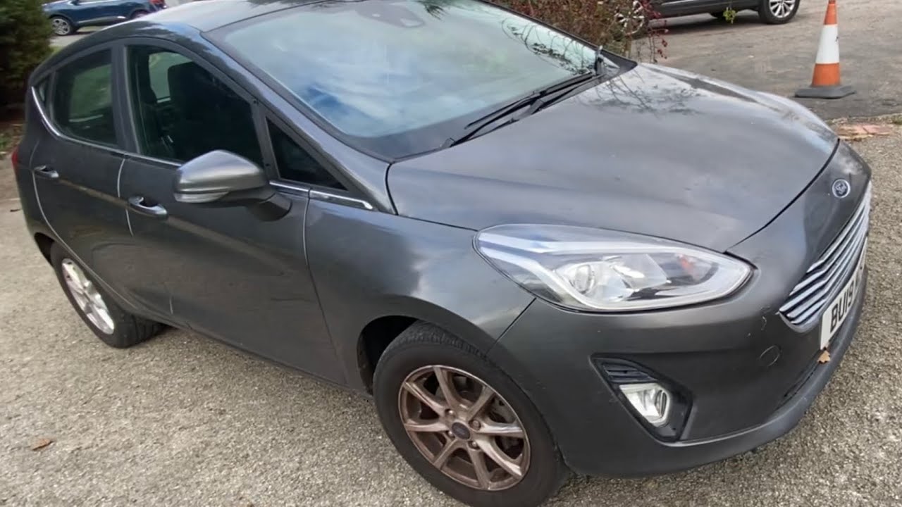 2019 Fiesta Lemon !!!! Probably The Worst Crash Repaired Car Ever !!!! PT 1