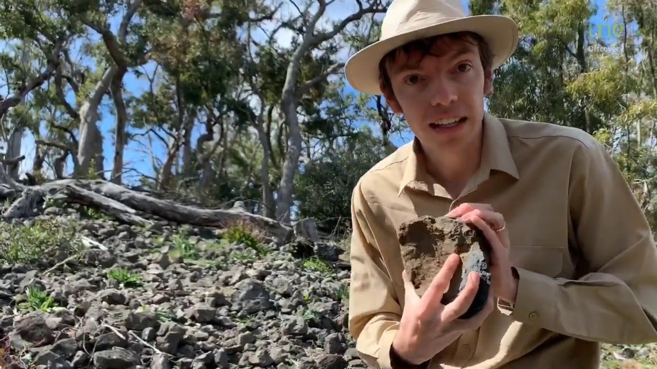 ⛏ George the Geologist - Basalt Xenoliths