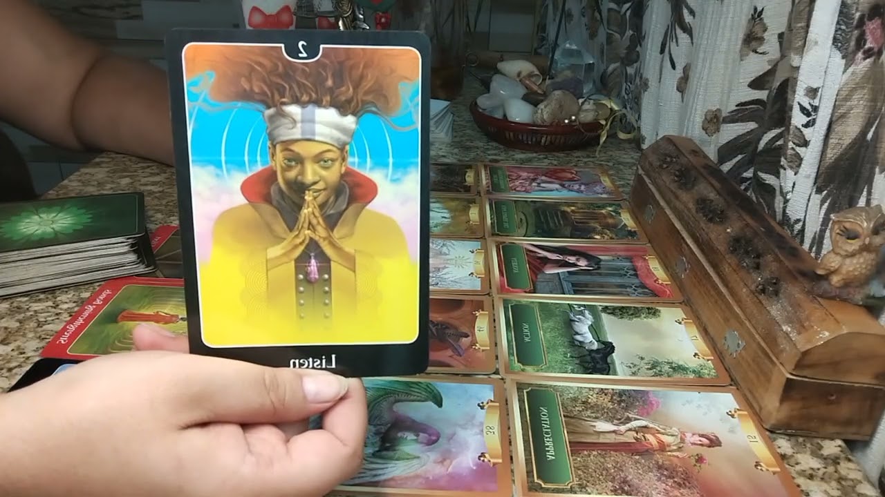 Passado e presente lado a lado,uma decisão, uma mudança na sua vida amorosa. A espera acabou. 