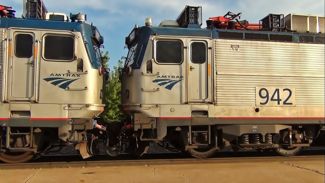 AEM-7 Electrics, Heritage Baggage Cars on Amtrak's Southwest Chief, Fort Madison, IA 7/13/17