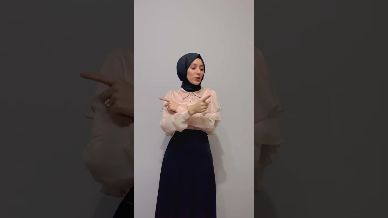 Semicenk Unutmak Öyle Kolay Mı Sandın - İşaret Dili