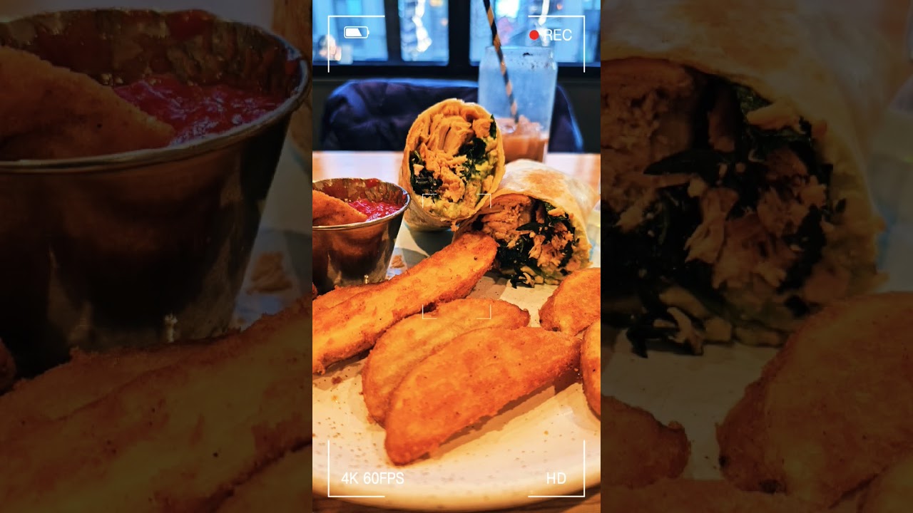 Savor The Flavors 🌃 Bite-sized Bliss! #FoodieVibes #TastyBites #FoodLovers #CulinaryDelights #Food