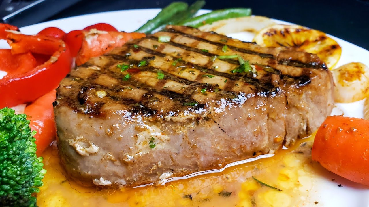 The PERFECT TUNA STEAK Recipe | Tasty and Juicy Tuna Steak