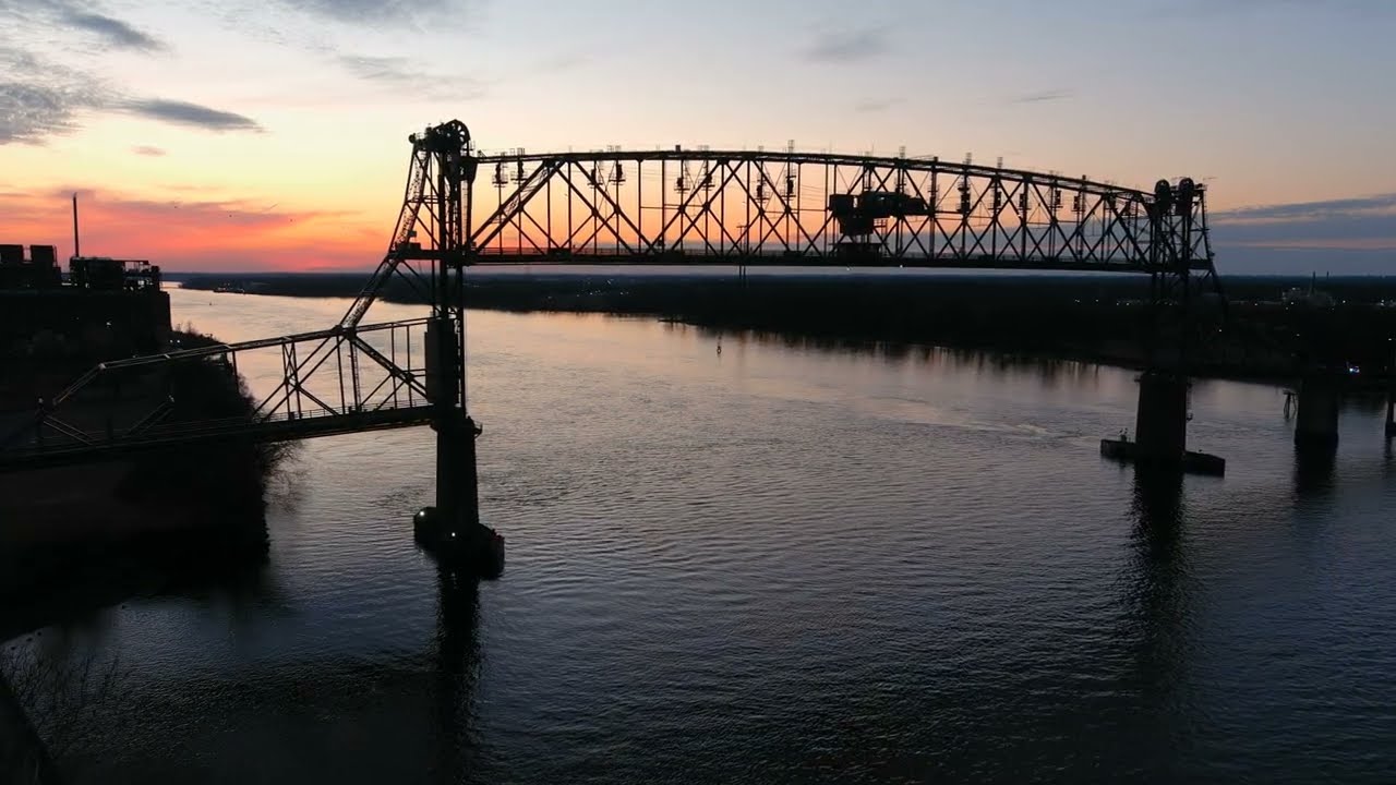 Burlington Bristol Bridge Raised and Lowered