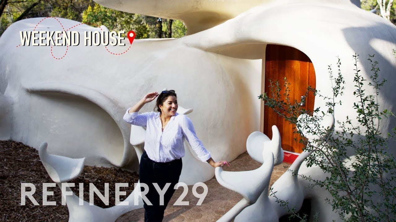 What A $500/Night Bloomhouse Looks Like | Weekend House | Refinery29