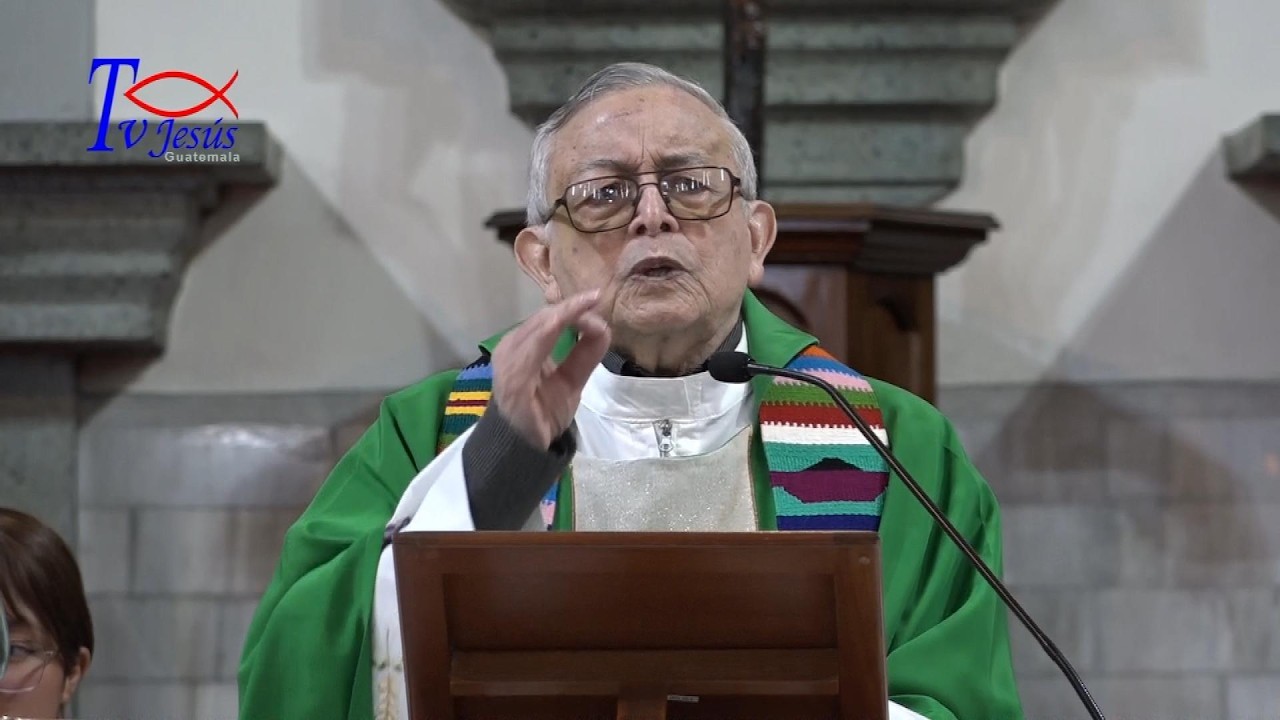 Tema: Sal de la tierra luz del universo. Padre Hugo Estrada sdb