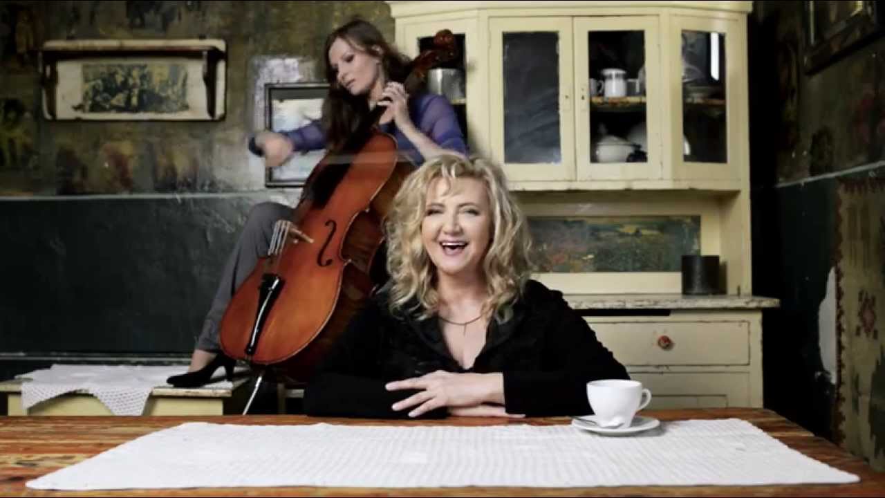 Anna Treter - Niewygodne buty