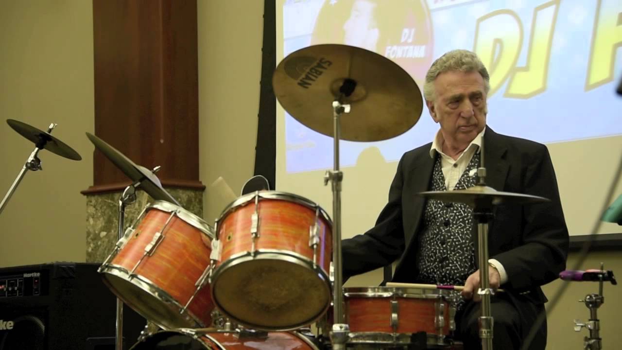 Elvis's Drummer DJ Fontana Plays with Calhoun Jazz Band