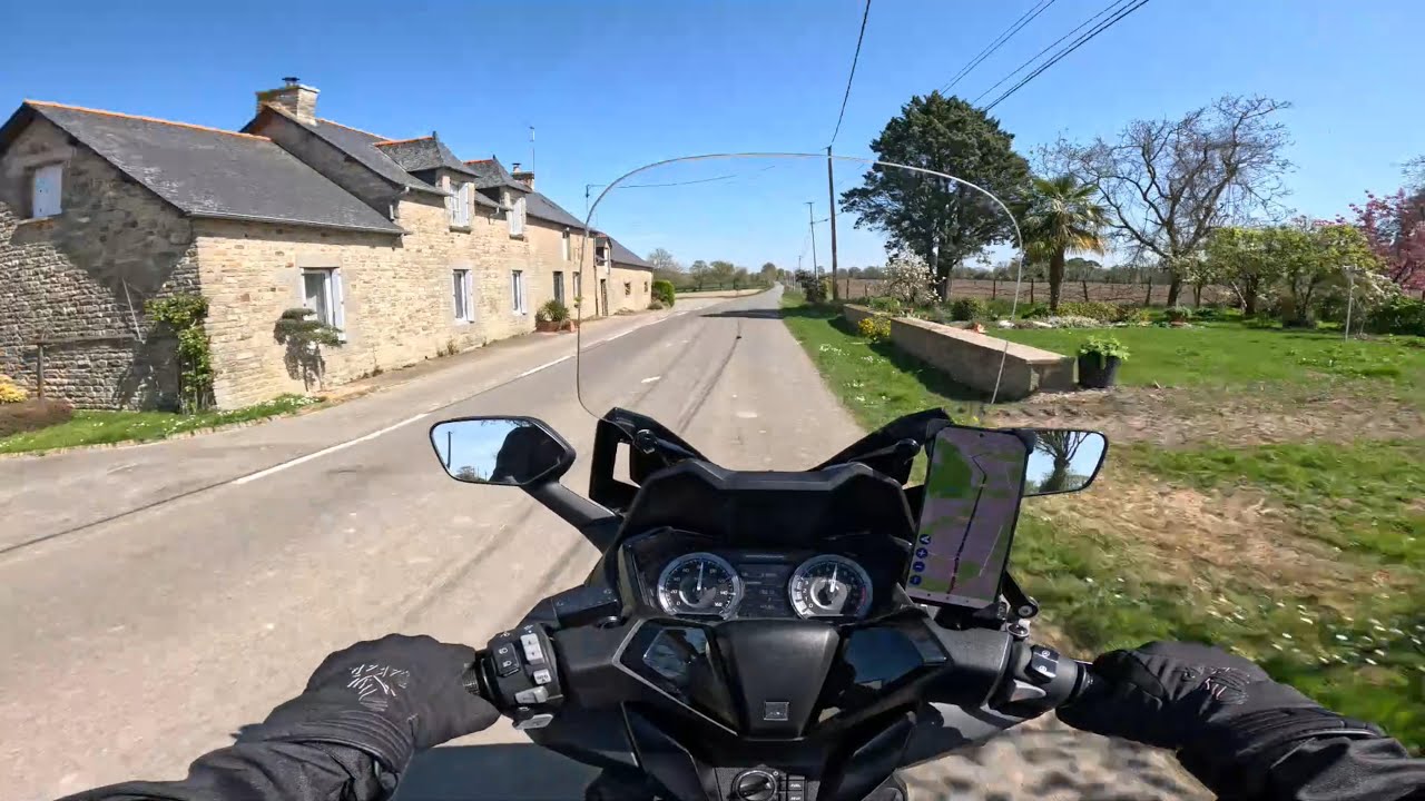 Road trip Forza 125 + Rando St Aubin du Cormier