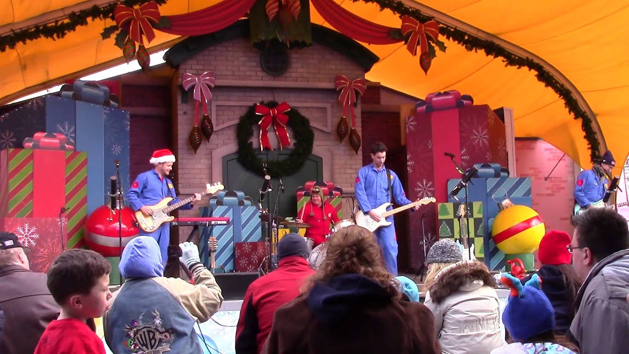 Imagination Movers' "Reindeer Party" at Sesame Place! 11-22-14 2 PM show