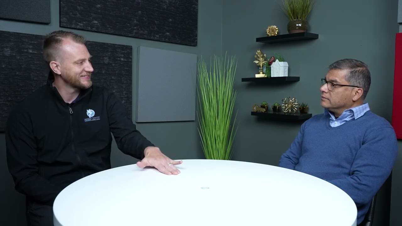 Let's Connect! conversating with a bilingual civil attorney!